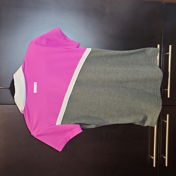ADDIDAS ladies golf tee. Size S - Picture 4 of 5